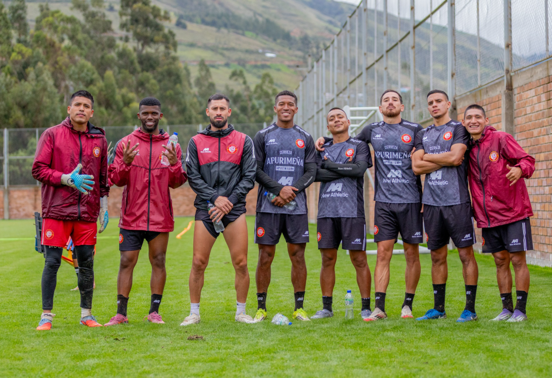 LOS CHANKAS CYC PARTIERON A CHONGOYAPE PARA ENFRENTAR A JUAN PABLO II